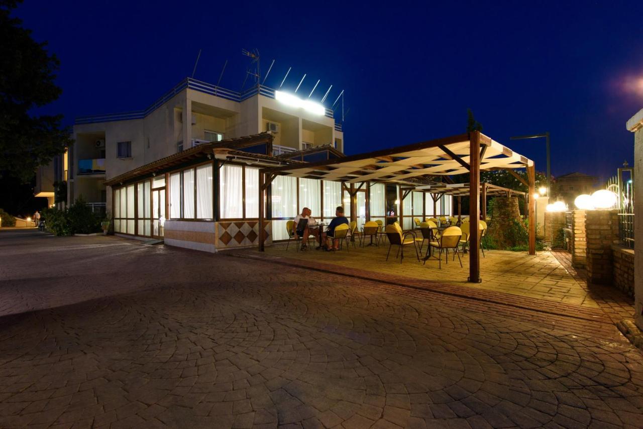 Amalia Corfu Hotel - Adults Only Kato Korakiana Bagian luar foto